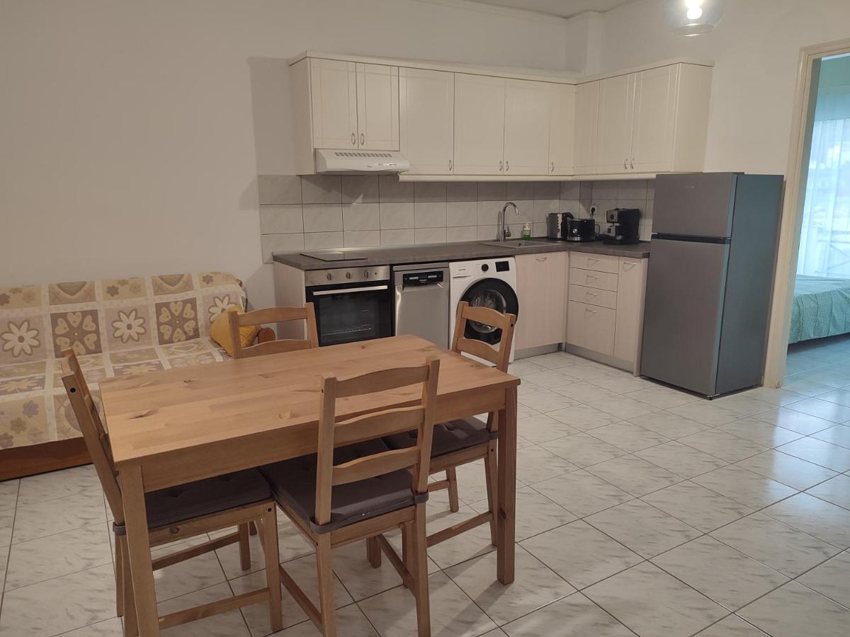 The Twelve In Iraklitsa Apartment Nea Iraklitsa ภายนอก รูปภาพ